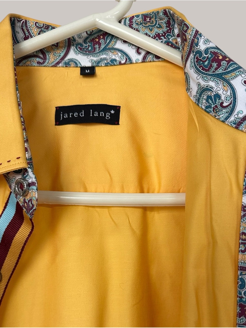Jared Lang button down dress shirt in excellent yellow, paisley contrast trim M